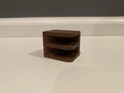 CASA DE MUÑECAS STROMBECKER VINTAGE AÑOS 40 (?) Mesa auxiliar MADERA escala 1:16 Foto 1 de 4