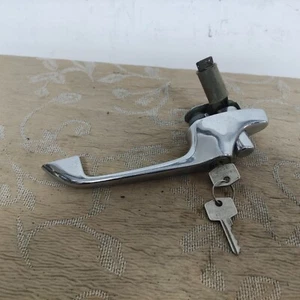 NOS AUSTIN MORRIS INNOCENTI MINI CHROME EXTERIOR LOCKABLE RH DOOR HANDLE - Picture 1 of 5