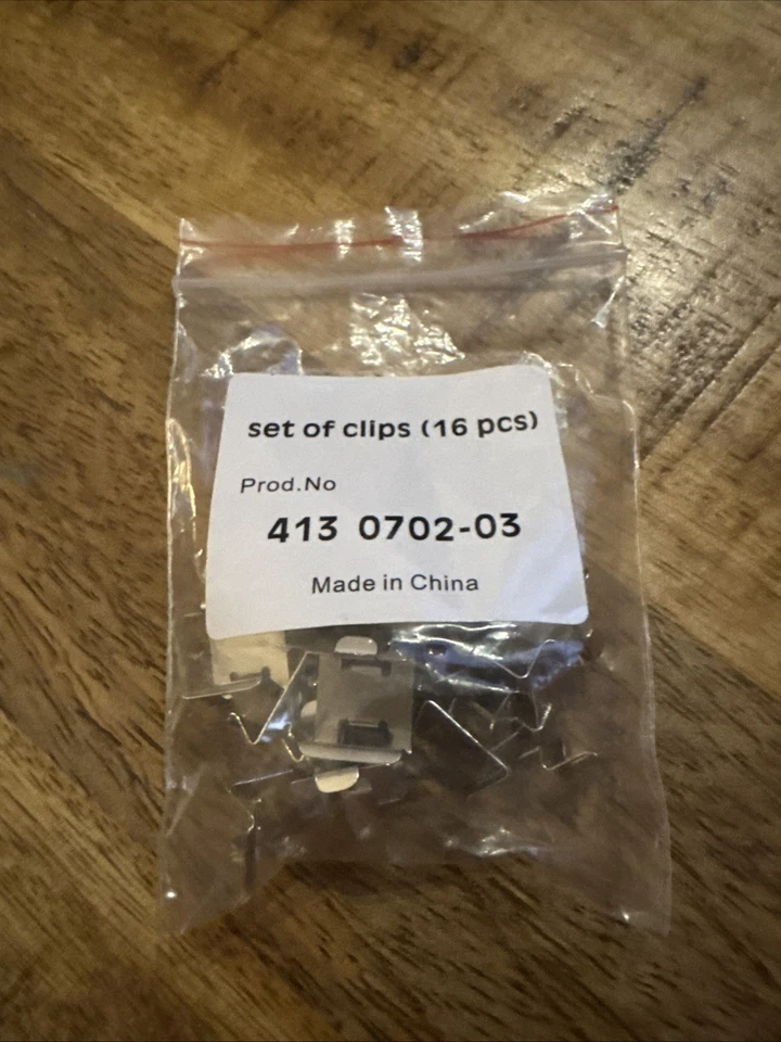 Husqvarna Viking & PFAFF Embroidery Hoop Clips (16 Pk) Sewing Machine 4130702-03 - Image 1 of 3