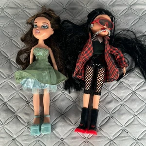 Vestido Verde Muñeca Dana MGA Always Bratz Jade Y Funk Formal (Incompleto) - Imagen 1 de 5