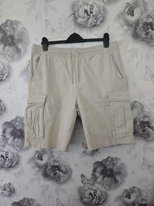 H&M Men’s 36W Stretch Beige Flat Front Cargo Chino Shorts Great Condition - Picture 1 of 8