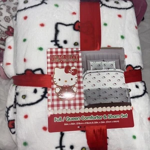 Hello Kitty Christmas Queen/full Size Comforter & Sham Set- 🚨🔥Brand New w/Tags - Picture 1 of 5