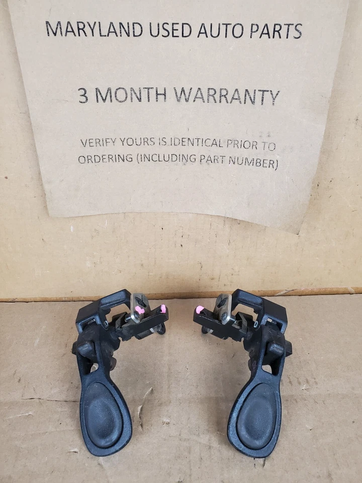 MITSUBISHI ECLIPSE 2000-2005 CONVERTIBLE PESTILLO SUPERIOR BLOQUEO TECHO JUEGO DE MANIJAS Foto 1 de 4