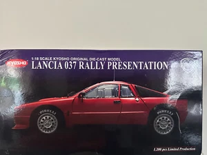 kyosho 1/18 lancia 037 presentation car red 08304R - Picture 1 of 2