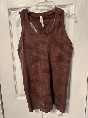 Camiseta sin mangas Athleta Momentum camuflada sin costuras roja marrón cuello redondo espalda corredor talla S Foto 1 de 4