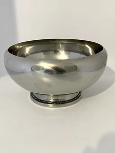 Vintage ONEIDA Fruit Salad Serving Bowl Stainless Steel 18/8 Footed Pedestal - Picture 1 of 5