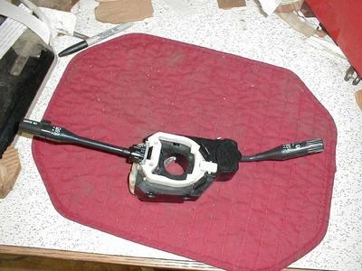 INTERRUPTOR DE INTERMITENTE/FARO/LIMPIAPARABRISAS NUEVO NISSAN 1983 PULSAR & PULSAR NX  Foto 1 de 2