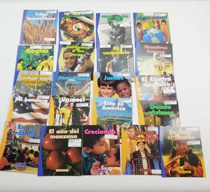 Lot of 21 Estudios Sociales Spanish Early Readers Serie A and B Descubrimientos - Picture 1 of 7