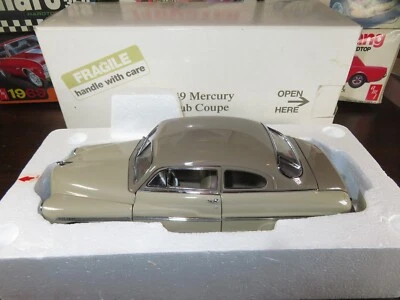 Danbury Mint 1949 Mercury Coupe 1/24 - Image 1 of 4