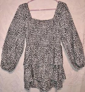 NWT Simplee Flowy Romper Women’s L  *BUNDLE & SAVE* $1 SHIPS MORE - Picture 1 of 3