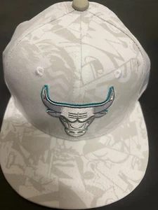 Chicago Bulls-Hat Series #3 "Pose-J. Nickel" Limited Ed.*_23-24 Season_SGA NEW! - Picture 1 of 8