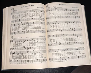 the hymnal 1933 vintage great for crafting - Picture 1 of 4