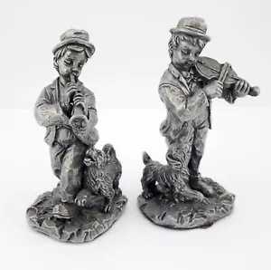 Schönes Vintage Paar Zinn kleiner Junge Musiker mit Welpen - Bild 1 von 4
