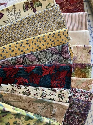 Paquete de variedad de cuartos de grasa de 8+ yardas colores cálidos rosas rojos bronceados amarillos Foto 1 de 2