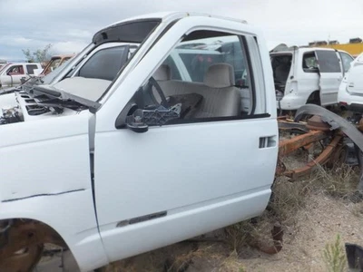 Driver Front Door Manual Fits 95-02 CHEVROLET 3500 PICKUP 145576 - Image 1 of 4