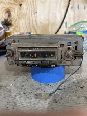 RADIO ORIGINAL BUICK RIVIERA SKYLARK 1968 1969 MODELO # 7302524 Foto 1 de 4