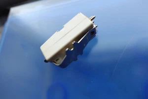 Ronette Stereo 107 kristal pickup element met naald, Nieuw!! Now wholesale!! - Afbeelding 1 van 7