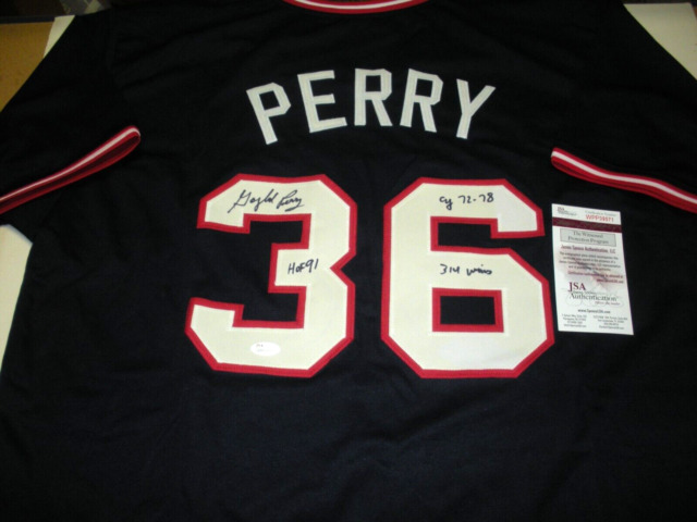 Gaylord Perry Signed Giants Jersey (Schwartz) San Francisco Starter  (1962–1971)