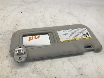 Солнцезащитный козырек для правостороннего пассажира Lexus серии IS 14-19 Q - Изображение 1 из 4