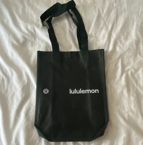 Lululemon Beuteltasche 12" klein grün wiederverwendbar Einkaufstasche Geschenk Tasche Yoga Druckknopfverschluss Spaß - Bild 1 von 4