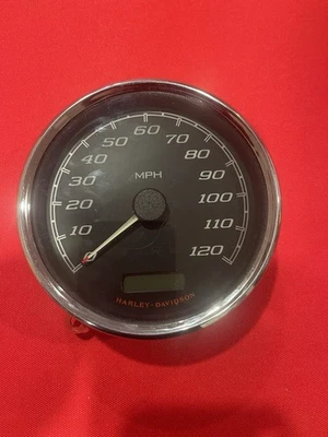 Harley Speedometer 2023 Roadking Special - Image 1 of 3