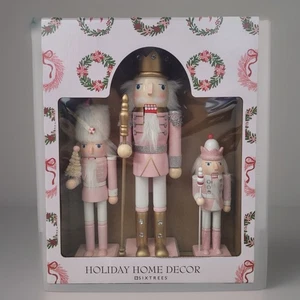 Cascanueces de Navidad Colección Rosa 3 Set Decoración Hogar de Vacaciones RARO - Imagen 1 de 5