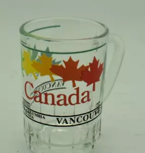Canada Vintage Shot Glass - Picture 1 of 2