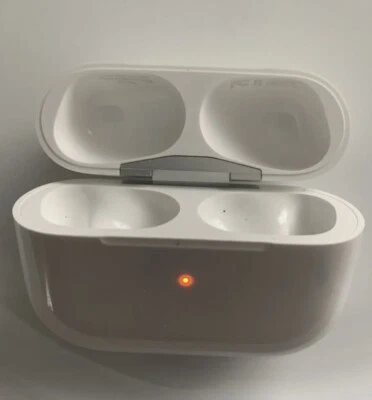 Genuine Apple Airpods Pro 1st Generation Charging Case ONLY A2190 Lightning - Image 1 of 3