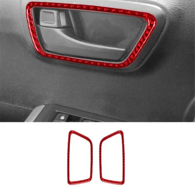 Cubierta de marco de manija de puerta delantera de fibra de carbono roja para Toyota Tacoma 2016-2021 Foto 1 de 4