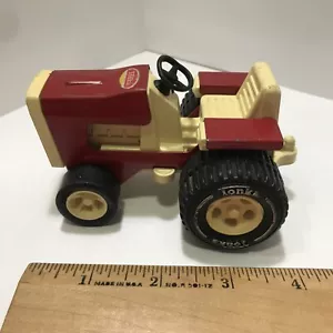 Trattore da prato rosso e giallo Tonka acciaio pressato con plastica - Foto 1 di 9