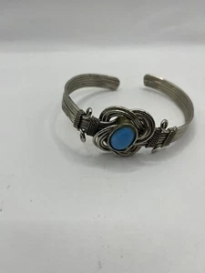 Brazalete brazalete brazo turquesa metal plateado detalle torcido - Imagen 1 de 6