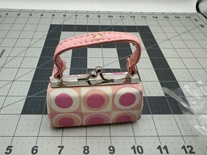 Tic.Tok Mini Purse Satchel Lipstick Change Keys Kiss Lock Handle White & Pink - Picture 1 of 3