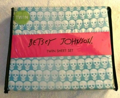 JUEGO DE SÁBANAS GEMELAS BETSEY JOHNSON 3 PIEZAS CALAVERA OMBRE AZUL BLANCO CALAVERAS NIP MICROFIBRA  Foto 1 de 4