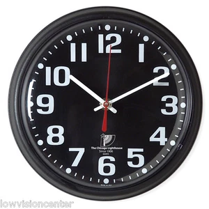 Reloj de Pared Chicago Lighthouse 9.25" Baja Visión Cuarzo Cara Negra Números Blancos - Imagen 1 de 1