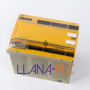 ONE New PILZ 773100 PNOZ M1P Safety Relay Module - Picture 1 of 5