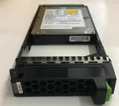 Fujitsu CA07670-E682 300G 15K 2.5" SAS DX100/200/500S3 storage hard drive - Image 1 of 2