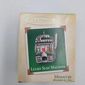Hallmark Andenken Ornament Glück Spielautomat Casino Weihnachtsbaum 2005 Neu in OVP - Bild 1 von 3