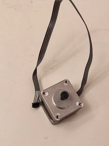 1x EPSON LQ 680 PRO Ersatzteil Schrittmotor Walzenvorschub Blattvorschub - Picture 1 of 4