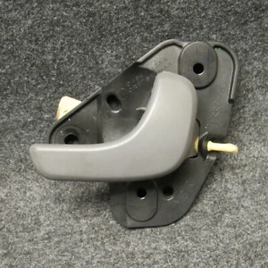 Grand Caravan 2001-2007 puerta delantera manija interior puerta mediana gris pizarra 62009 - Imagen 1 de 4