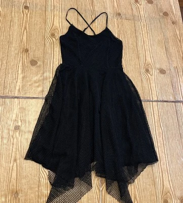 Vestido Finn & Clover Negro Malla Rejilla Espalda Cruzada Talla Pequeña Gótico Hada Grunge Foto 1 de 4
