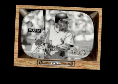 2004 Yadier Molina Bowman Heritage Black & White #30 Rookie Cardinals Mint - Image 1 of 2