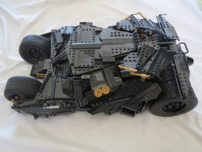 LEGO BATMAN - DC Comics Super Heroes: The Tumbler - 76023 Foto 1 de 4