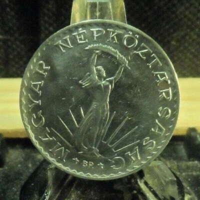 CIRCULATED 1971 10 FORINT HUNGARY COIN (70819)..... - Image 1 of 3