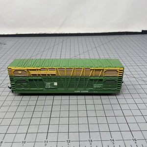 Chicago & North Western CNW 15038 Box Car HO Scale Electric Train Green - Picture 1 of 10
