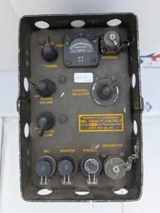 RARE WWII SIGNAL CORPS RT-53B/TRC-7 MAN PACK TRANSCEIVER RADIO - Picture 1 of 14