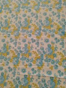 VINTAGE RETRO Blue Floral Queen Sheet - Flat - 2.5 x 2.7 m - Picture 1 of 4