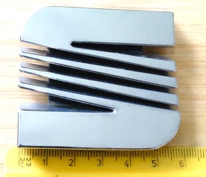 SEAT 'S' LOGO THICK FRONT GRILLE CHROME CAR BADGE 58mm long - Picture 1 of 2