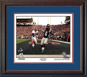 OLE MISS REBELS FOOTBALL EIN GROSSER SAMSTAG GERAHMTER RIGGINS MINIDRUCK SCHLAGEN BAMA - Bild 1 von 1