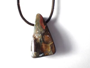 SCHMUCK-STCK YOWAH NUTS OPAL HEIL STEIN Anhänger gebohrt Unikat Nuss-Opal Tri - Picture 1 of 6