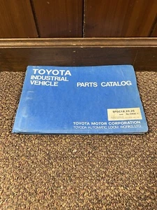 Genuine Toyota 5FGC18 FGC20 FGC25 Forklift Parts Book Catalog Manual - Picture 1 of 4